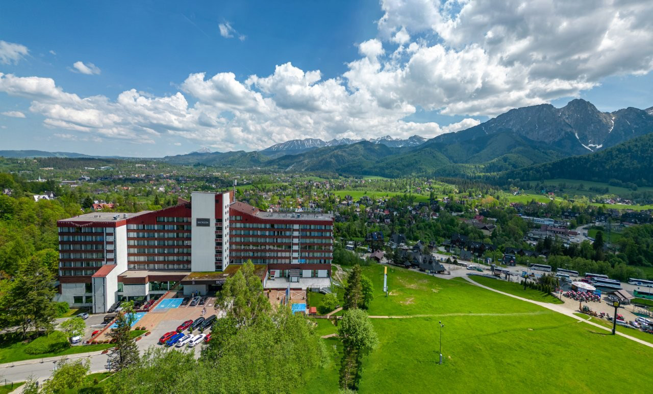 Hotel Kasprowy z zewnątrz