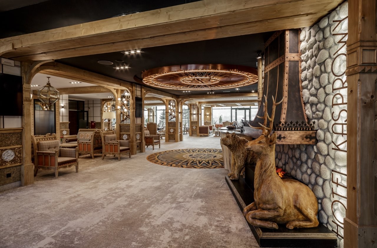 Eleganckie lobby Hotelu Kasprowy